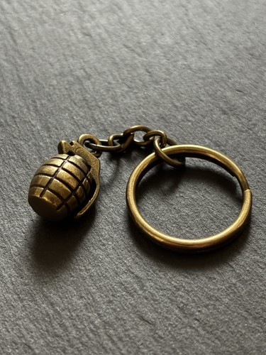 Ciondolo granata ottone - , |